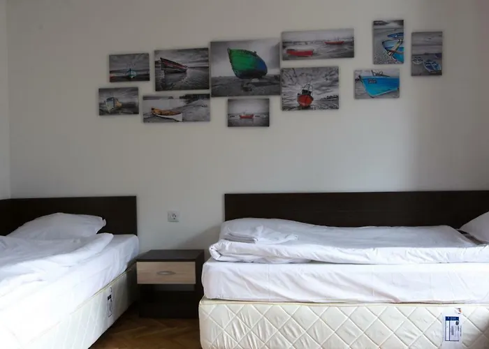 Guest Old Captain Хостел *