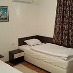 Guest Old Captain Hostal *