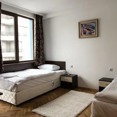 Guest Old Captain بيت شباب *