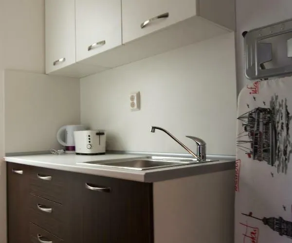 Guest Old Captain Burgas